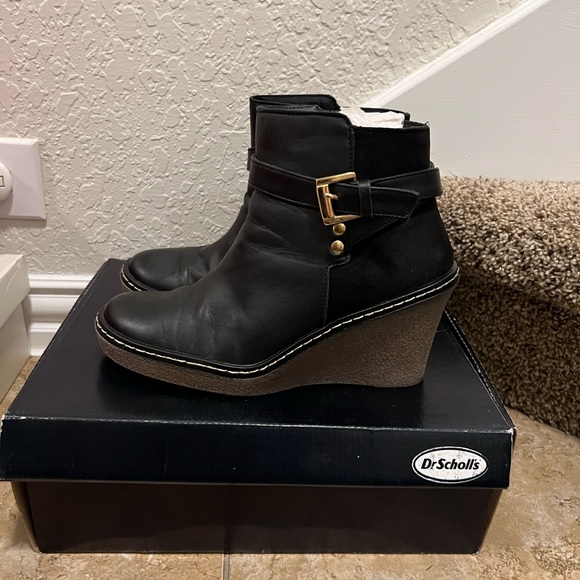 Dr. School’s black boots shoes - Picture 2 of 2